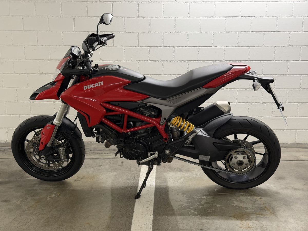 Ducati Strasse: Ducati Hypermotard 821 – Gebraucht aus Regensdorf von Reto234