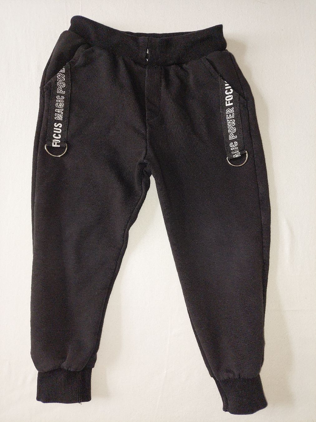 Pantaloni: Trainerhose 104 sehr bequem – Usato da Rudolfingen venduto da T.Mueller