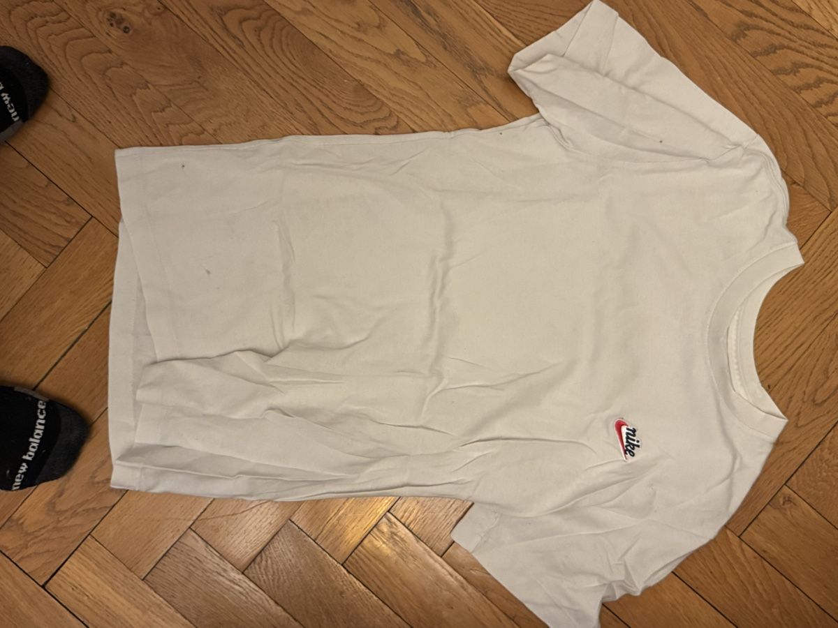 Lots de vêtements: Lots de T-Shirt taille M – Neuf (Voir description) à Genève par pau_nt5g 6