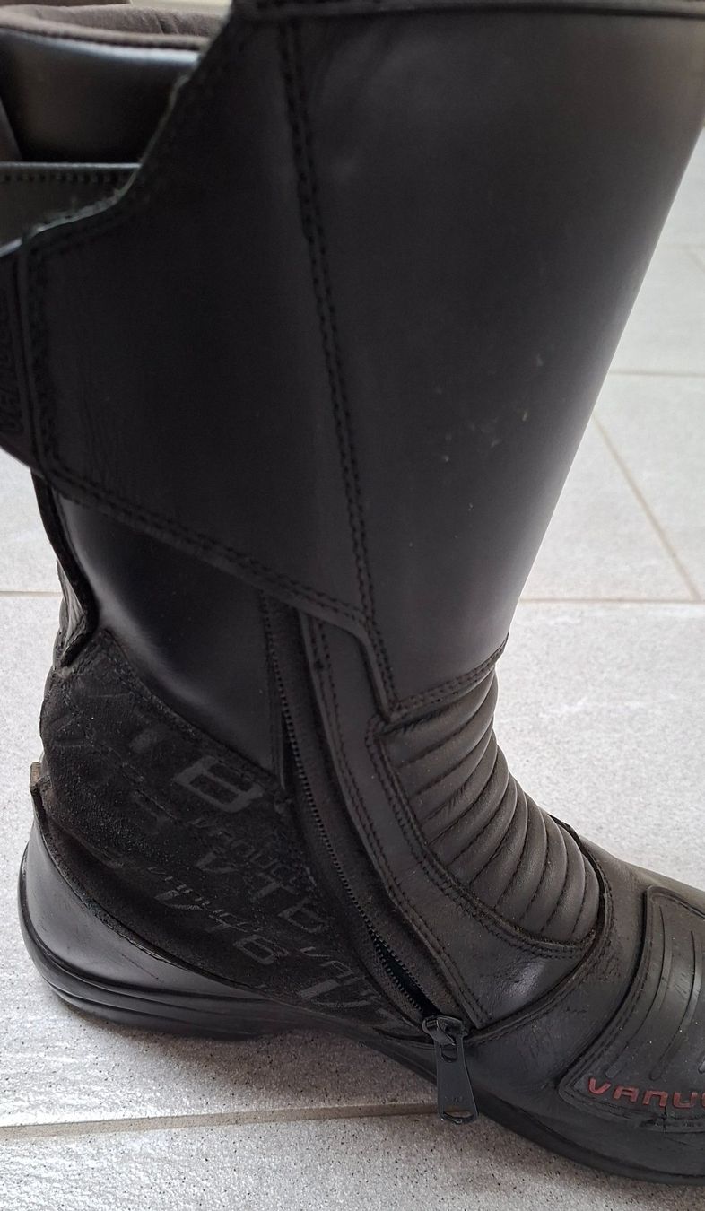 Vanucci Scarpe da uomo: Vanucci Motorradstiefel 45 – Usato da Möhlin venduto da teddybaer8 6