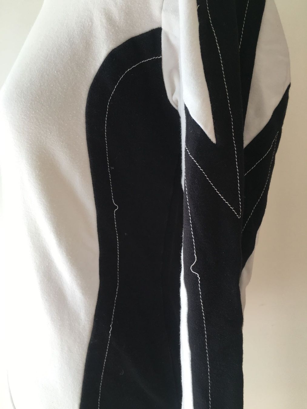 Pullover & Sweatshirts: Sweatshirt / Erima / schwarz weiss / 34 / XS – Gebraucht aus Zürich von laudomai 4