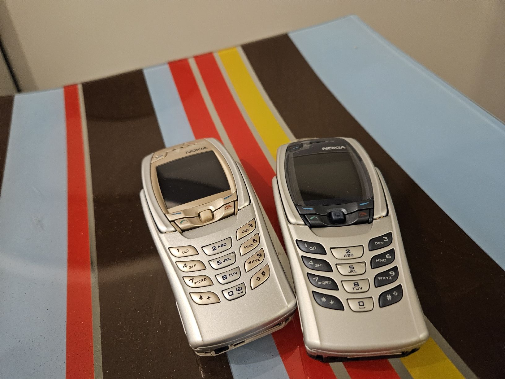 Nokia Telefoni cellulari / Smartphones: 2x Nokia 6800 Modell NHL-6 – Nuovo (secondo la descrizione) da Au ZH venduto da Galaxy-Pro 1