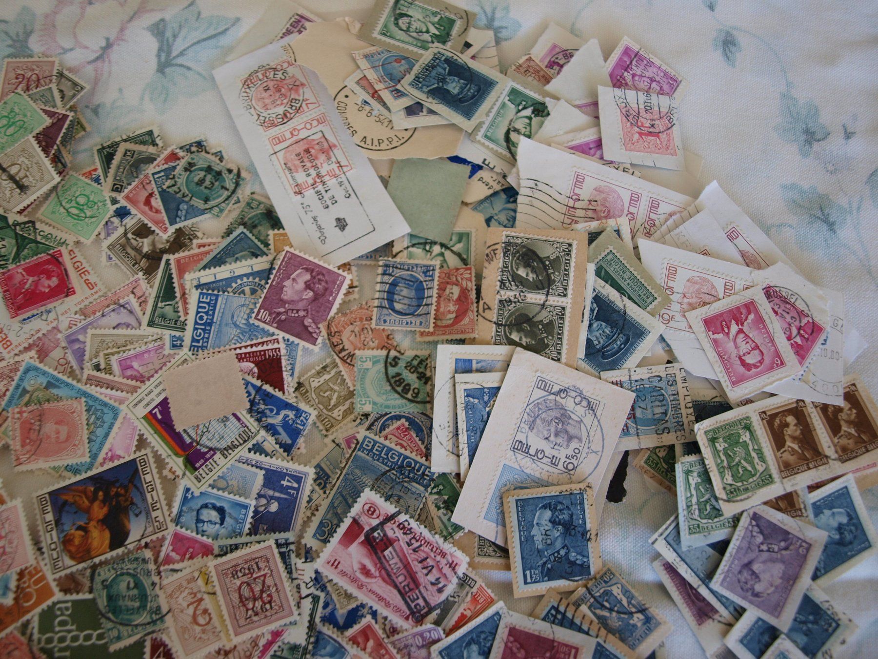 Tutti i francobolli: Belgien ca 1000 Marken = 75 g .Gebraucht, – Usato da Aarau venduto da Marcele0 5