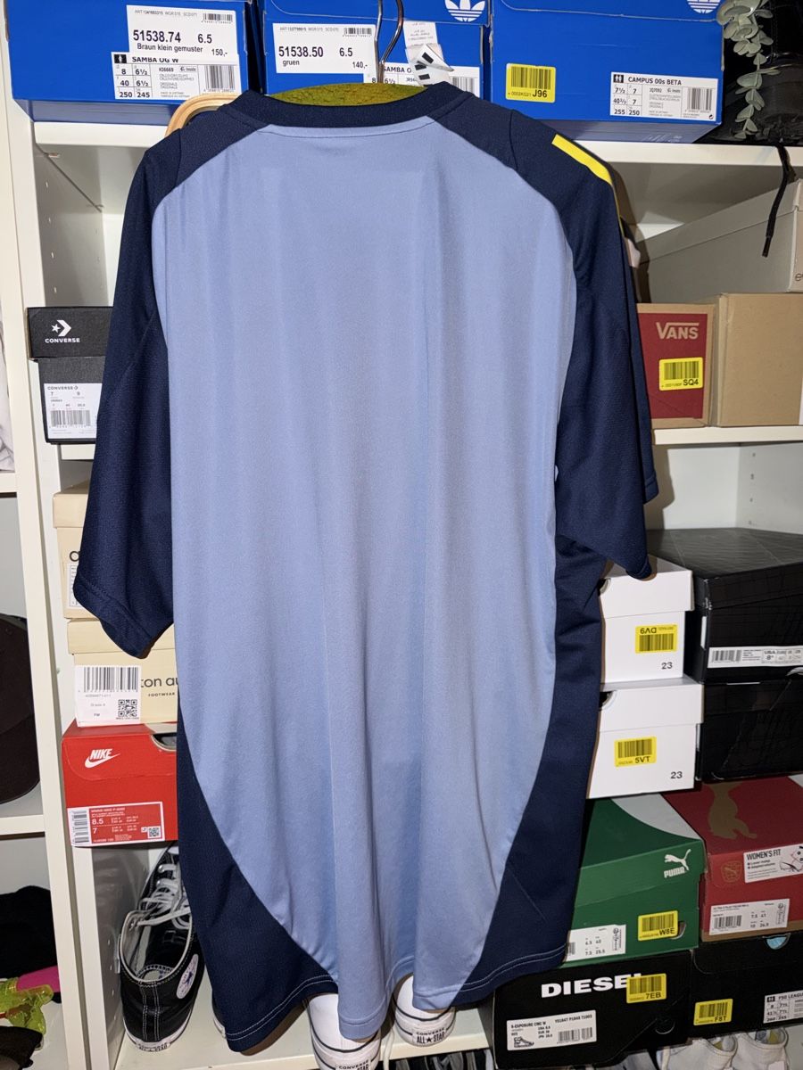 Adidas Canottiere & Pantaloni: Schweden Trainingstrikot, 2XL – Usato da Gutenswil venduto da jus_nr7h 4