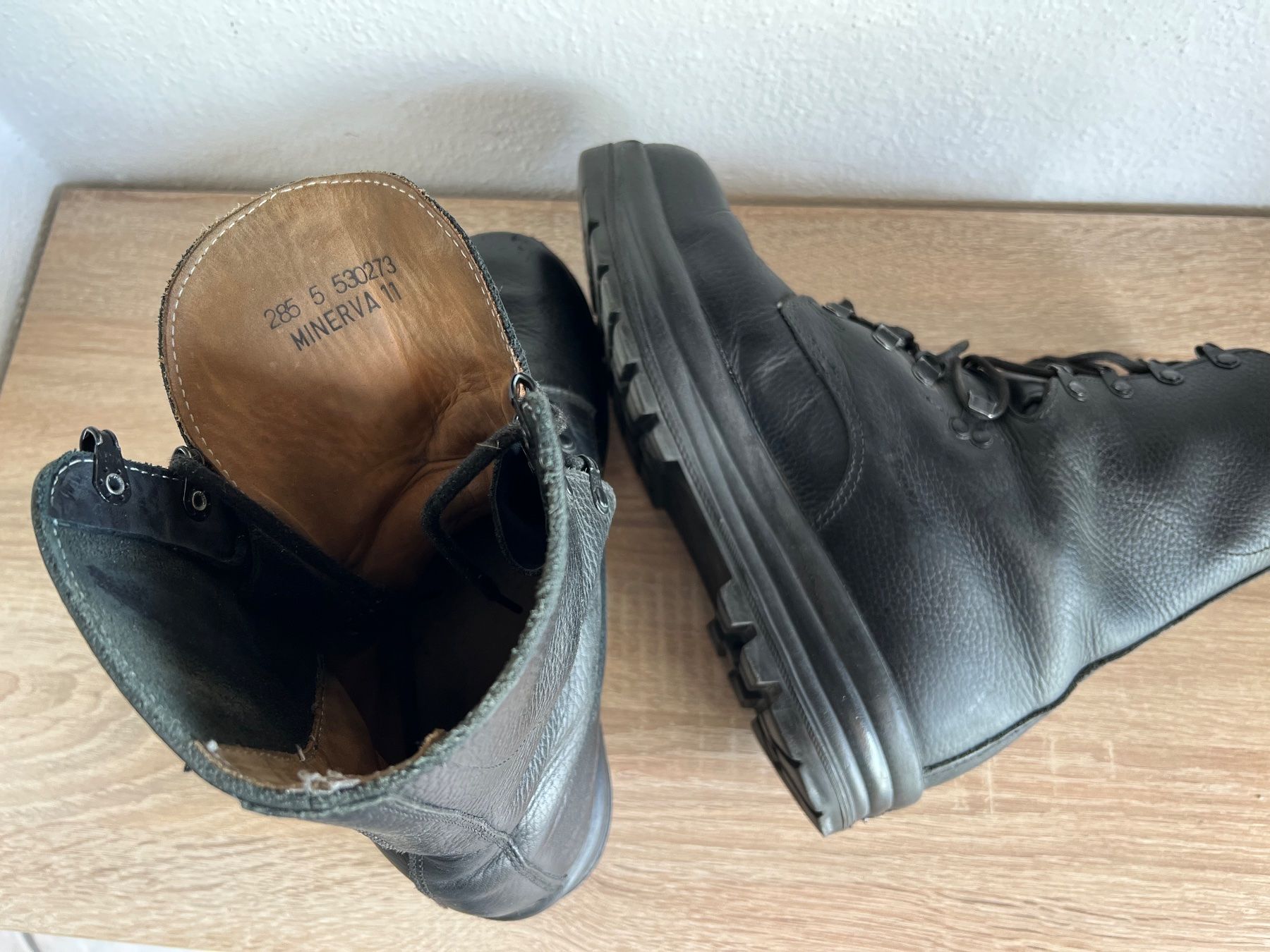 Schweizer Armee Scarpe da uomo: Schweizer Militär Kampfstiefel Minerva – Usato da Frauenfeld venduto da dilili 5
