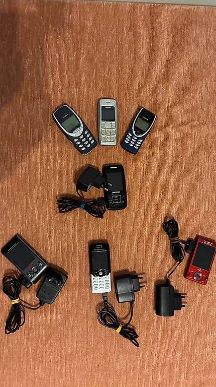 Ericsson Telefoni cellulari / Smartphones: Cellulari vintage – Usato da Agno venduto da gia_yh2r 1