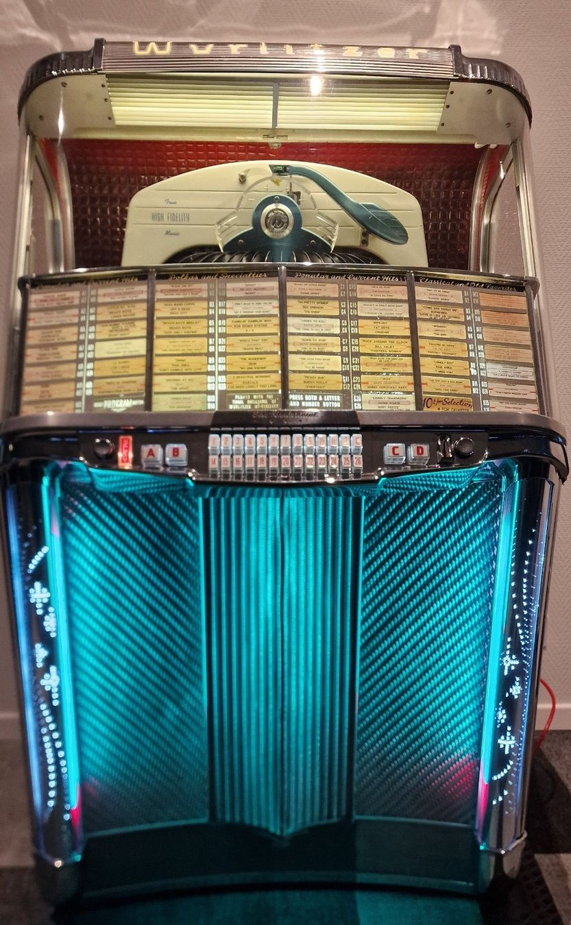 Wurlitzer Jukebox: Musikbox Jukebox Wurlitzer 1900 – Usato da Geroldswil venduto da jukeman