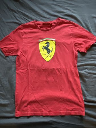 T-Shirt Ferrari rot Grösse S