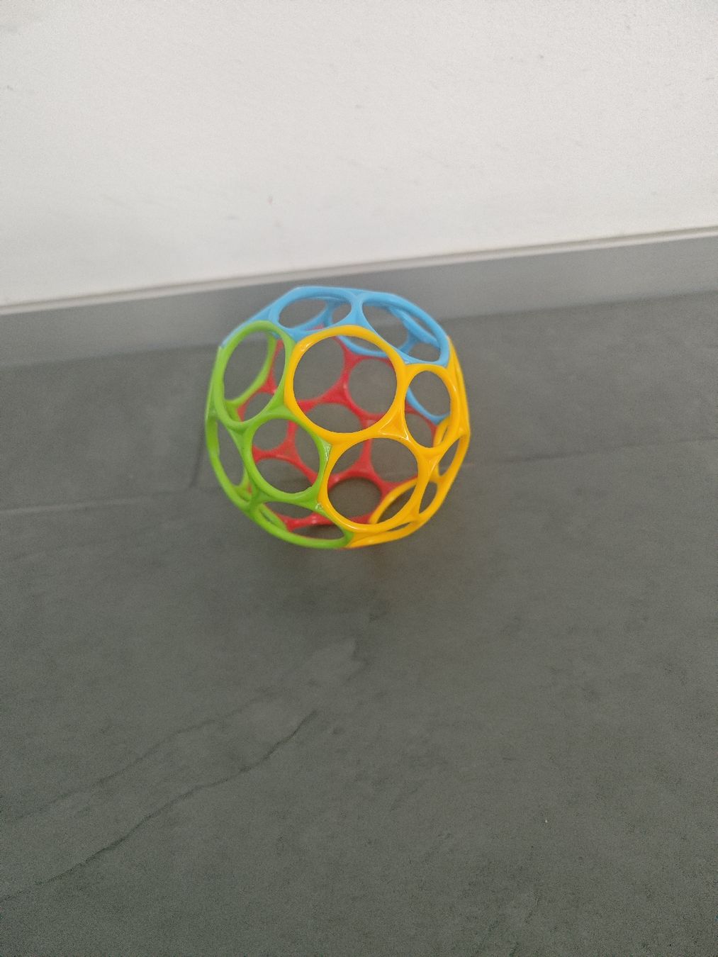 Palloni: Oball Greifball, bunt und leicht, ab 0+ Monate – Usato da Thalwil venduto da ber_vd7x 1