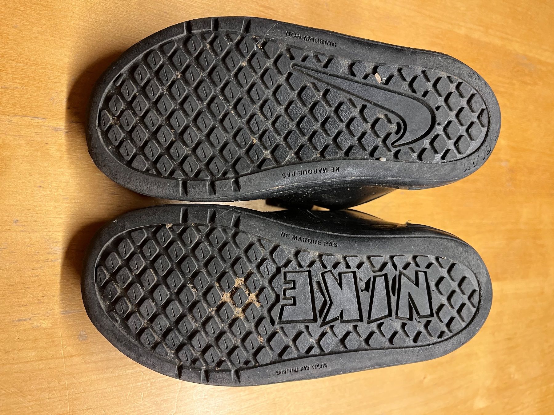 Nike Scarpe per ragazzi: Nike Schuhe – Usato da Buckten venduto da S.Bachmann83 4