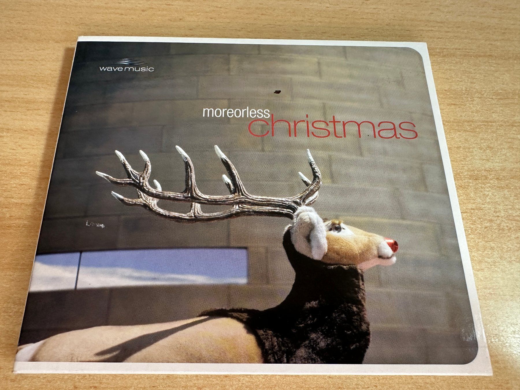 CD: K9 Various – Moreorless Christmas 3 – Usato da Rikon im Tösstal venduto da Alpenmutz