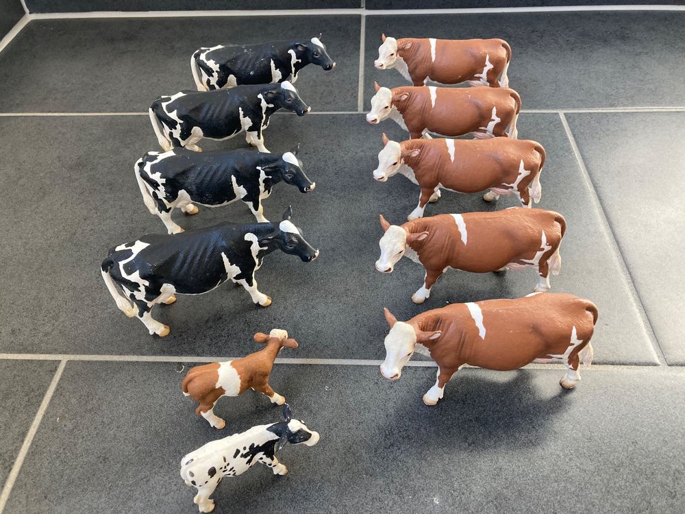 Siku 1:50 Kühe – 2 Stück, Kunststoff, Hochwertig Bedruckt, Für Spielzeug-Landwirtschaft