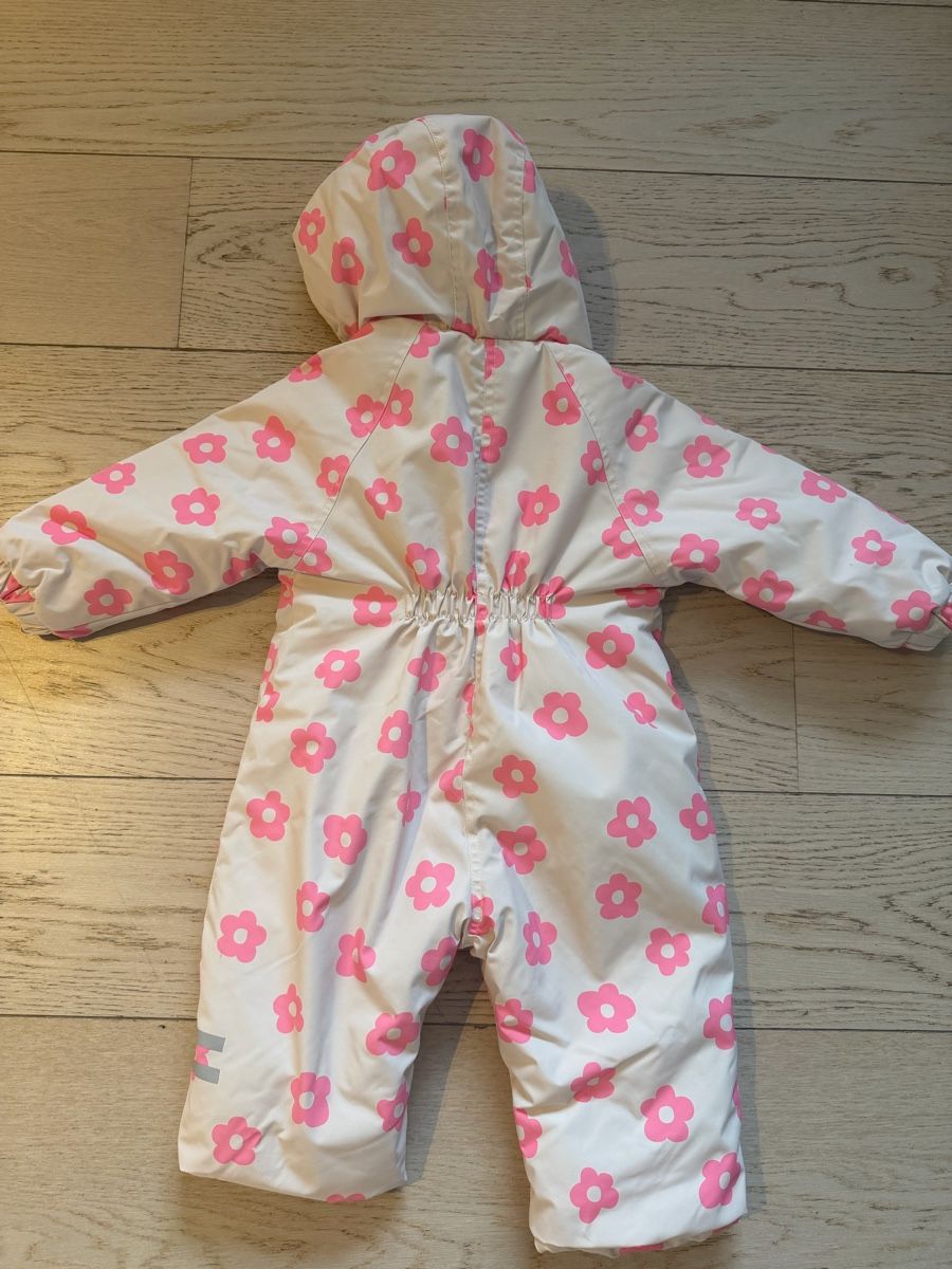 Zara Tute: Winteroverall Zara Blumenmuster Grösse 92 gebraucht – Usato da Dully venduto da rev_l7jp 2