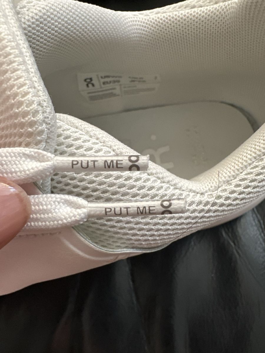 On Scarpe da donna: On The Roger Advantage  Weiss EU39 – Nuovo (secondo la descrizione) da Niederglatt ZH venduto da Laurita1972 5