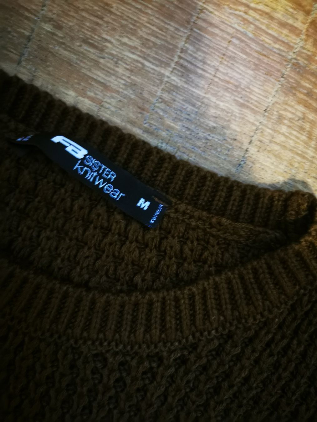 Maglioni & Felpe: Sister Strickware Pullover, Gr. M, Top Zustand, Braun! – Usato da Balsthal venduto da Leila_Luna 1