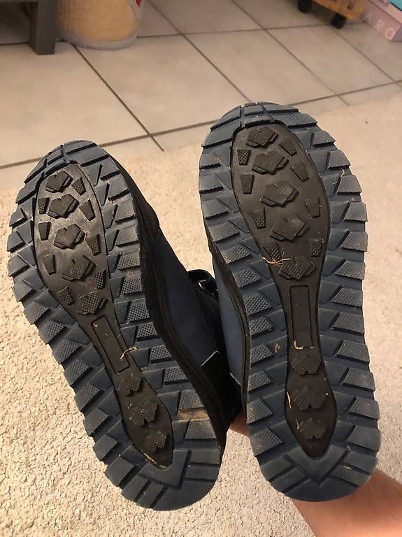 Scarpe per ragazzi: Bottes de neige  37 garçon – Usato da La Sarraz venduto da ann_kaline 1
