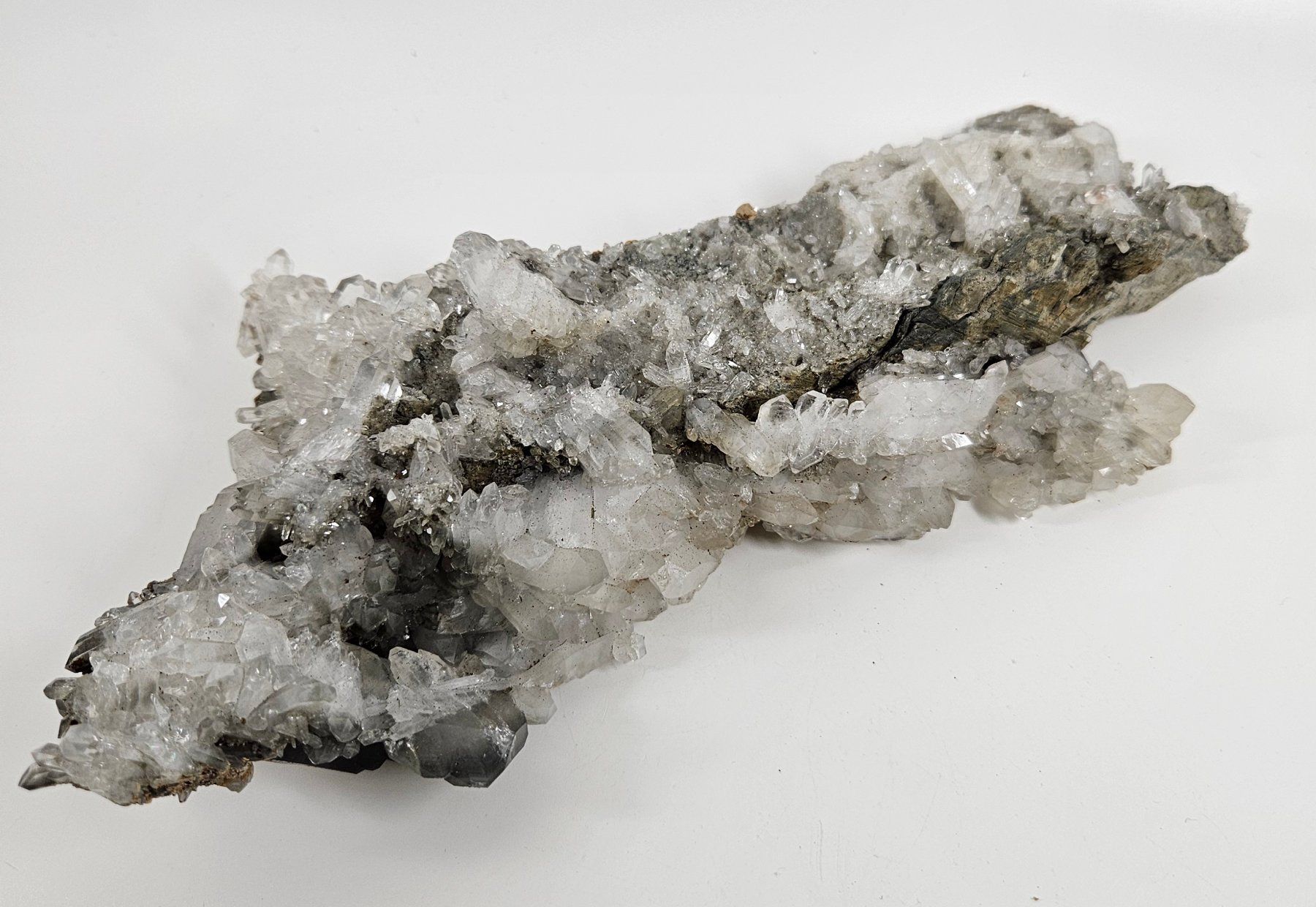 Mineralien & Heilsteine: Bergkristall-Stufe aus Elm, Kanton Glarus – Gebraucht aus Uzwil von Chobel1 1