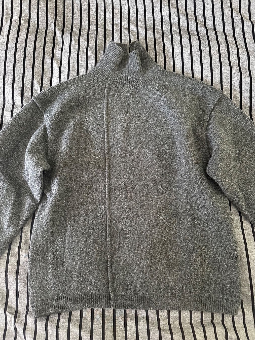 H&M Maglioni & Felpe: H&M Strickpullover XS Grau – Nuovo (secondo la descrizione) da Haldenstein venduto da enie123 1