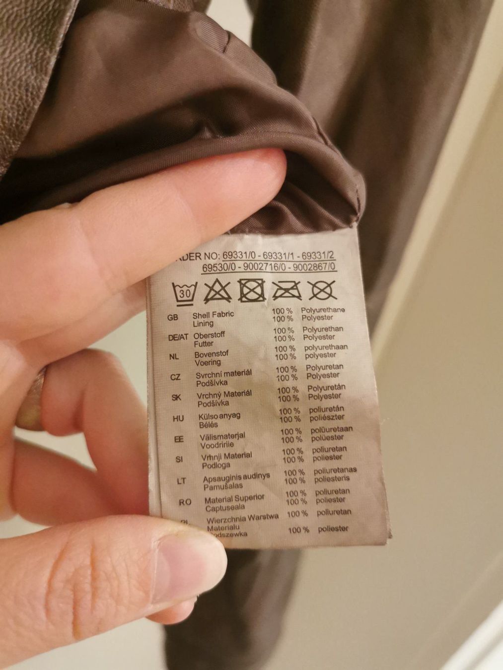 Jacken: Braune Kunstleder Jacke in M – Gebraucht aus Stäfa von basidis 4