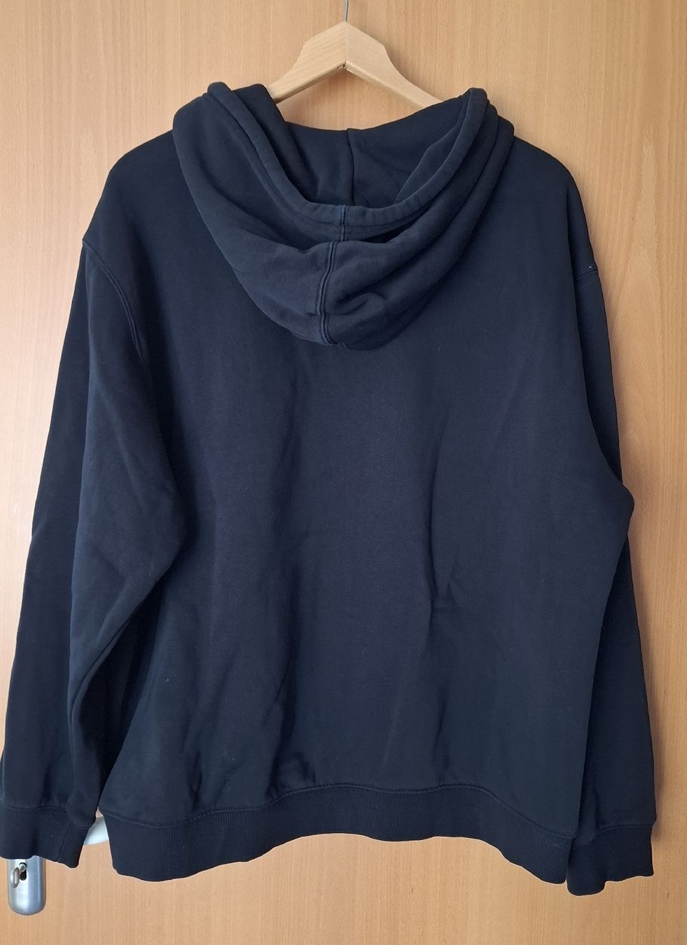 Weekday Giacche: Kapuzenjacke Weekday – Usato da Balzers venduto da mackfose 2