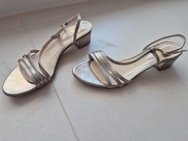 Elegante Sandalen, Grösse 39, Gold