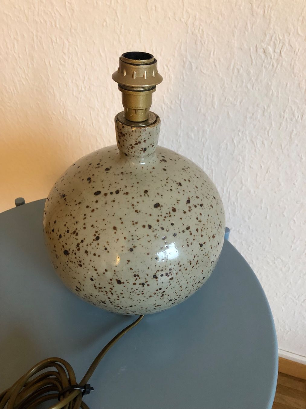 Lampade: Vintage Steingut Tischlampe  Lampe de table vintag een grès – Usato da Biel/Bienne venduto da Garum