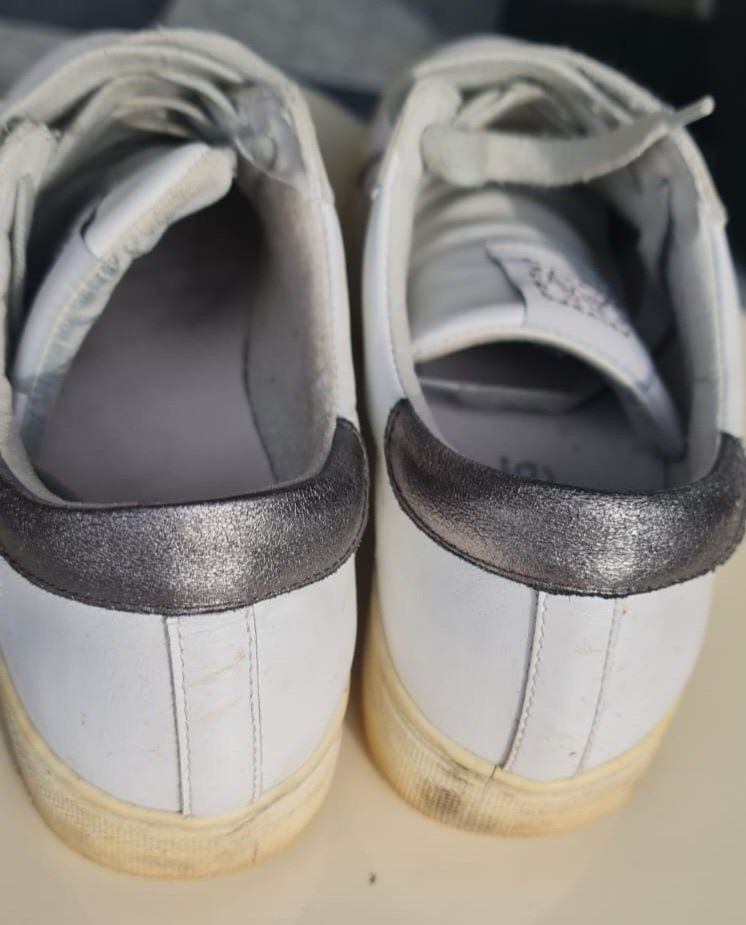 Scarpe da donna: Meline Sneaker Gr. 38 Glitzer Strass – Usato da kloten venduto da Docsgirl 7