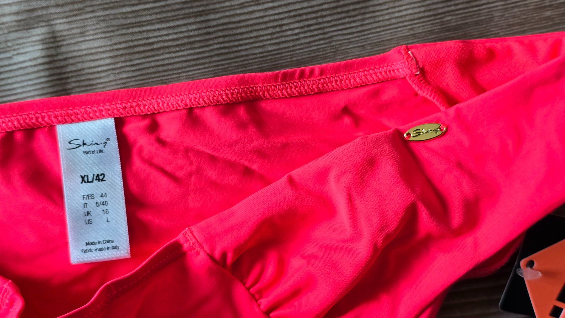 Costumi da bagno & Bikini: Skiny Rio Slip - 42 - Flashy Red – Nuovo (secondo la descrizione) da Thalwil venduto da VitaMini 2