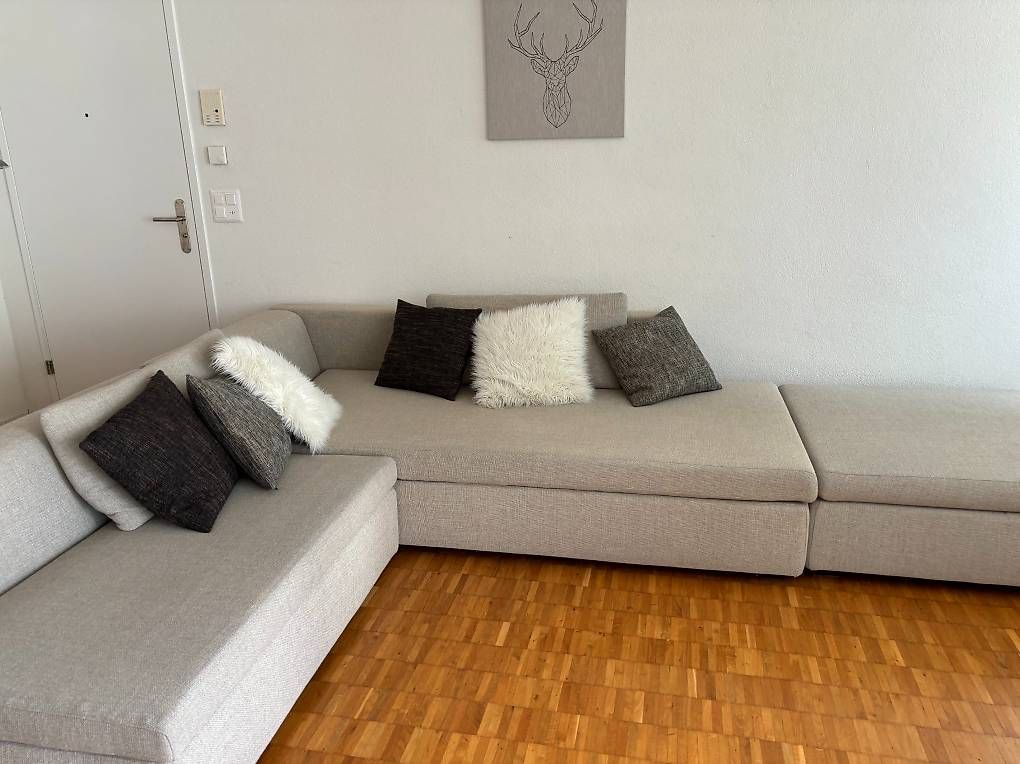 Sofas: Riesengrosses Sofa abzugeben – Gebraucht aus Zürich von Mare021 4