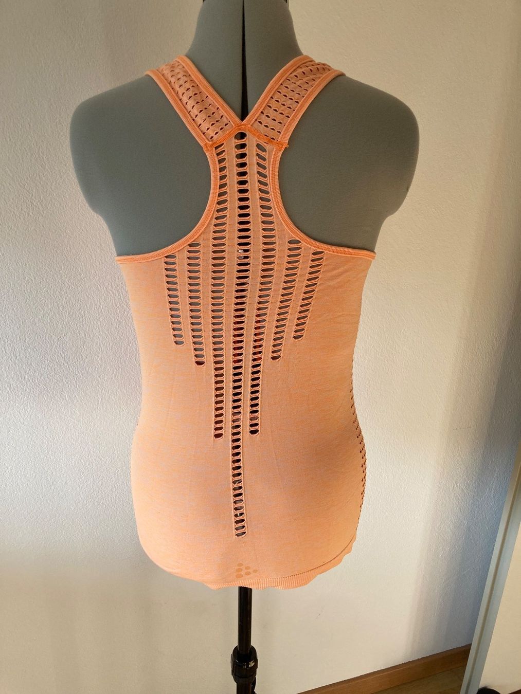 Craft Tops: Sport Tanktop Craft – D'occasion à Samedan par chickenrun01 1