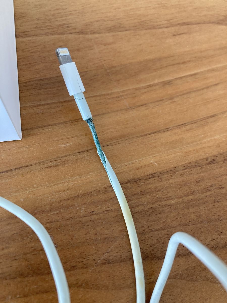 Apple Telefoni cellulari / Smartphones: Apple iPhone SE 2022 (2. Gen.) 64GB Rot – Usato da Rüegsauschachen venduto da maetsch 5
