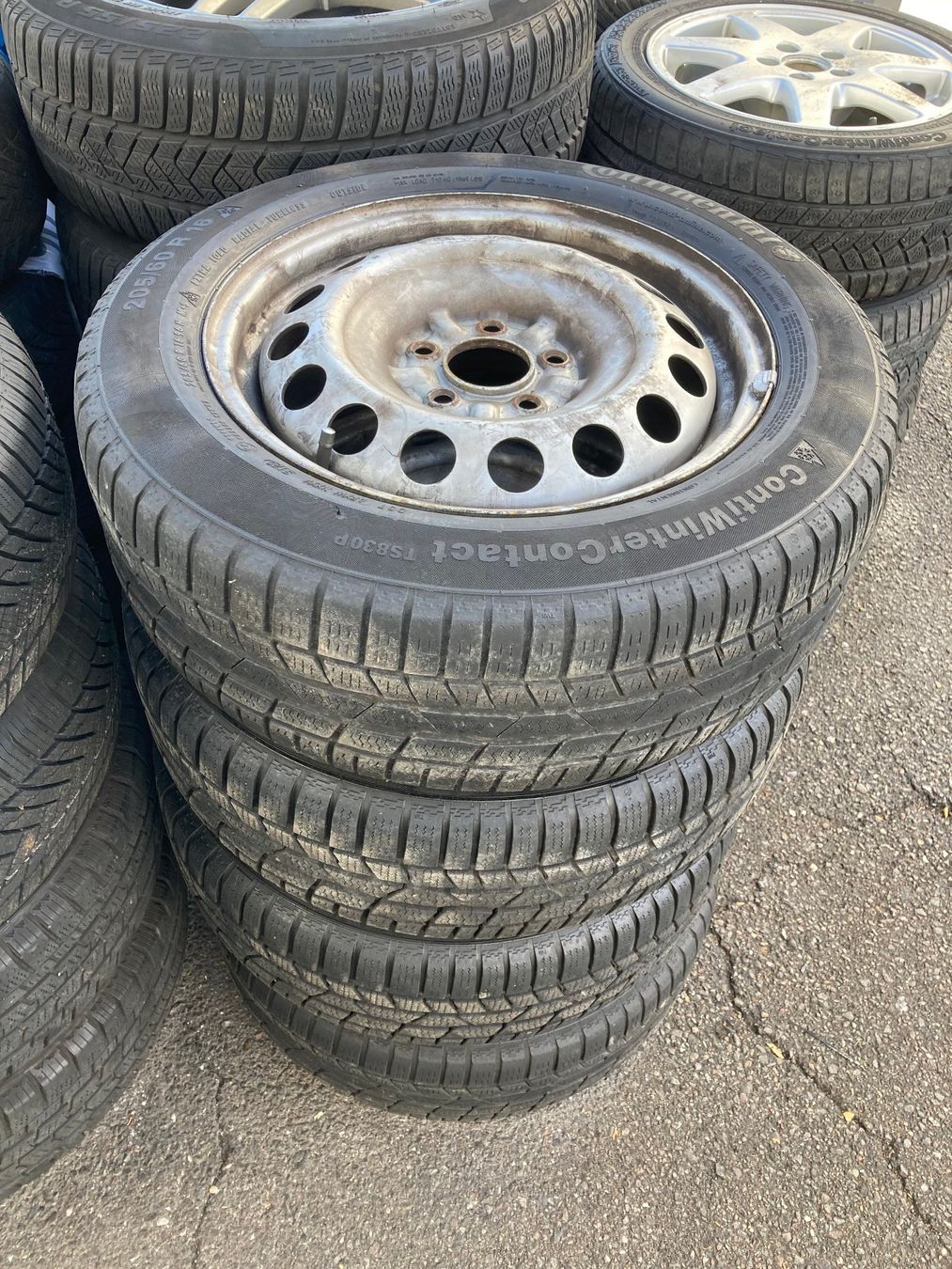 Mazda Pneumatici & Ruote complete: Mazda 3 Winterräder 205/60R16 – Usato da Cham venduto da WB2223