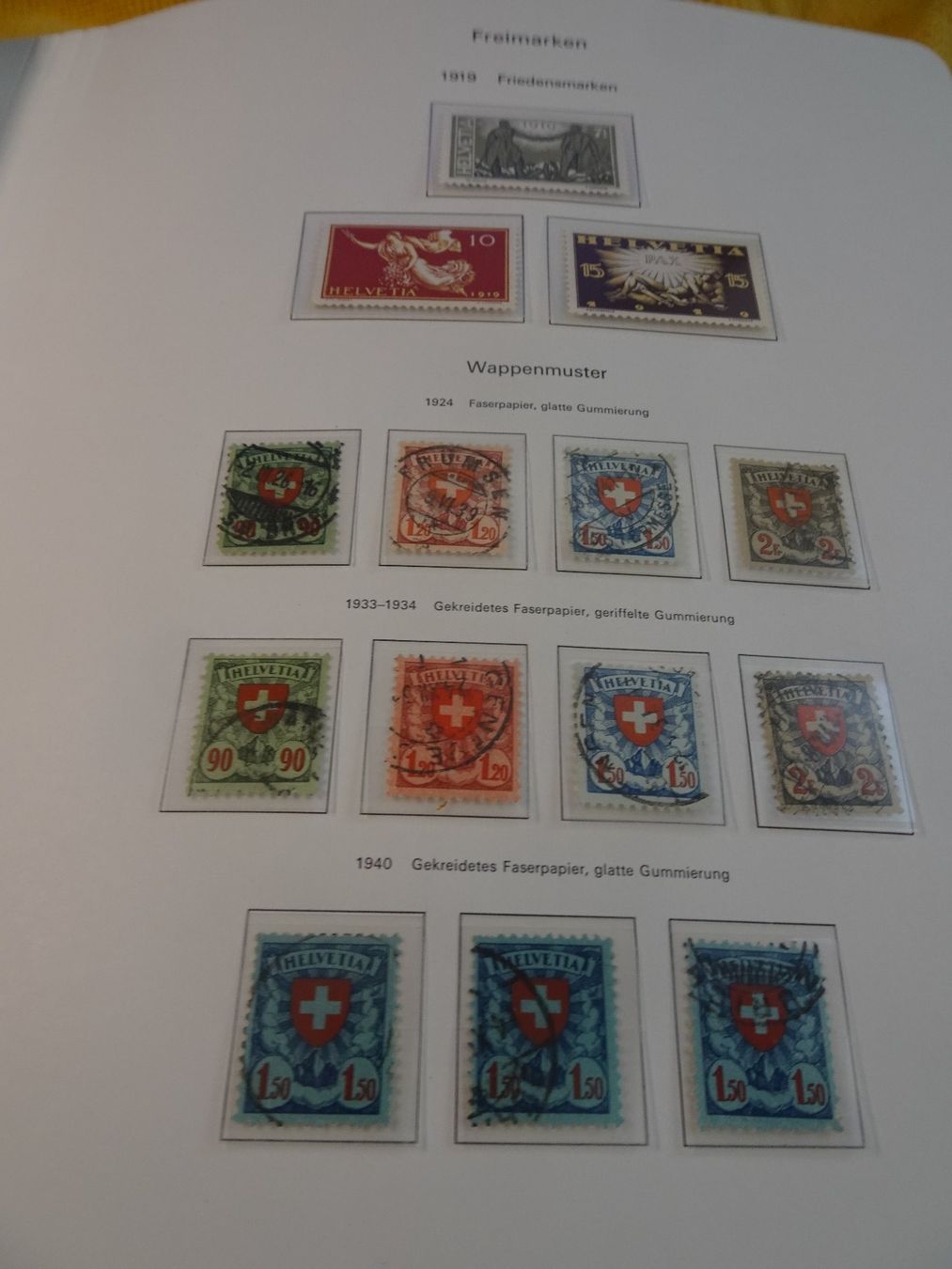 Tutti i francobolli: SAMMLUNG FREIMARKEN ab 1914 bis 2001 complet, MIT PAX SATZ – Usato da Eschenbach SG venduto da eDaisy 2