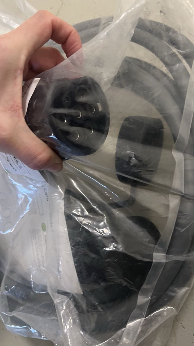 Cavi: Tesla Model 3 Ladekabel – Nuovo e nell'imballaggio originale da Langenthal venduto da Yana.Chaika 2