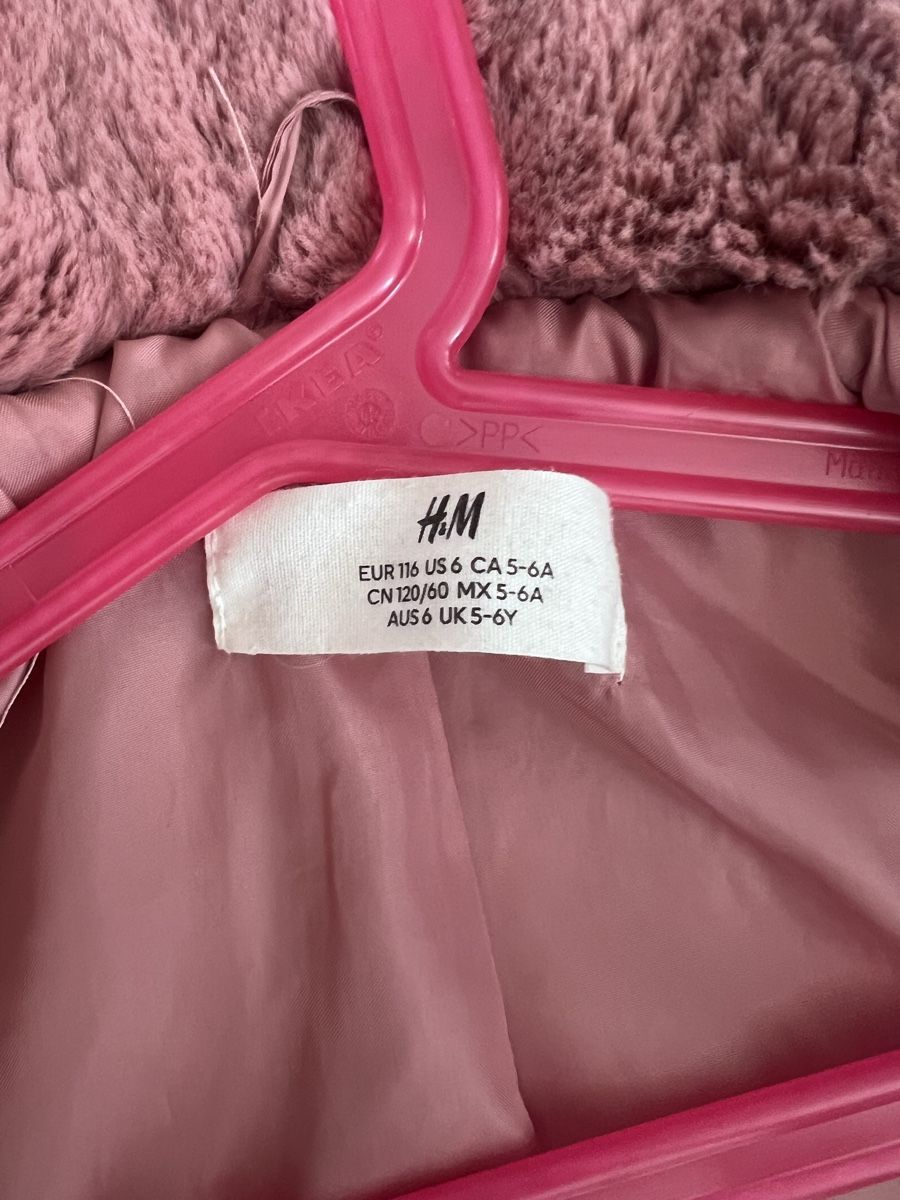 H&M Jacken & Mäntel: H&M Mädchen Übergangs Jacke, Rosa Fell, Grösse 116 Top! – Gebraucht aus Schlieren von SB_LO 2
