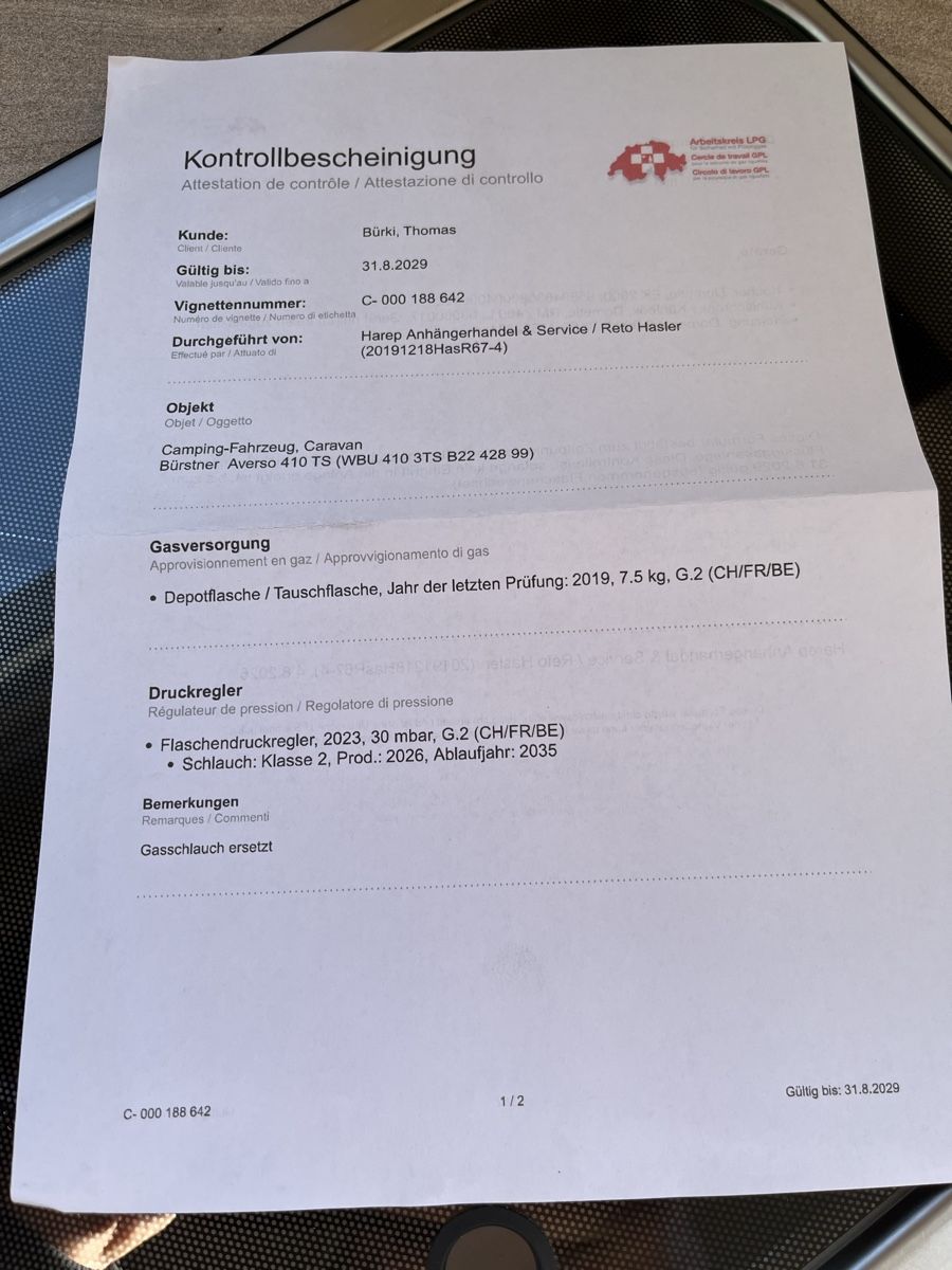 Bürstner Véhicules de camping: Wohnwagen Bürstner averso 410  – D'occasion à Linden par 007-Bond 9
