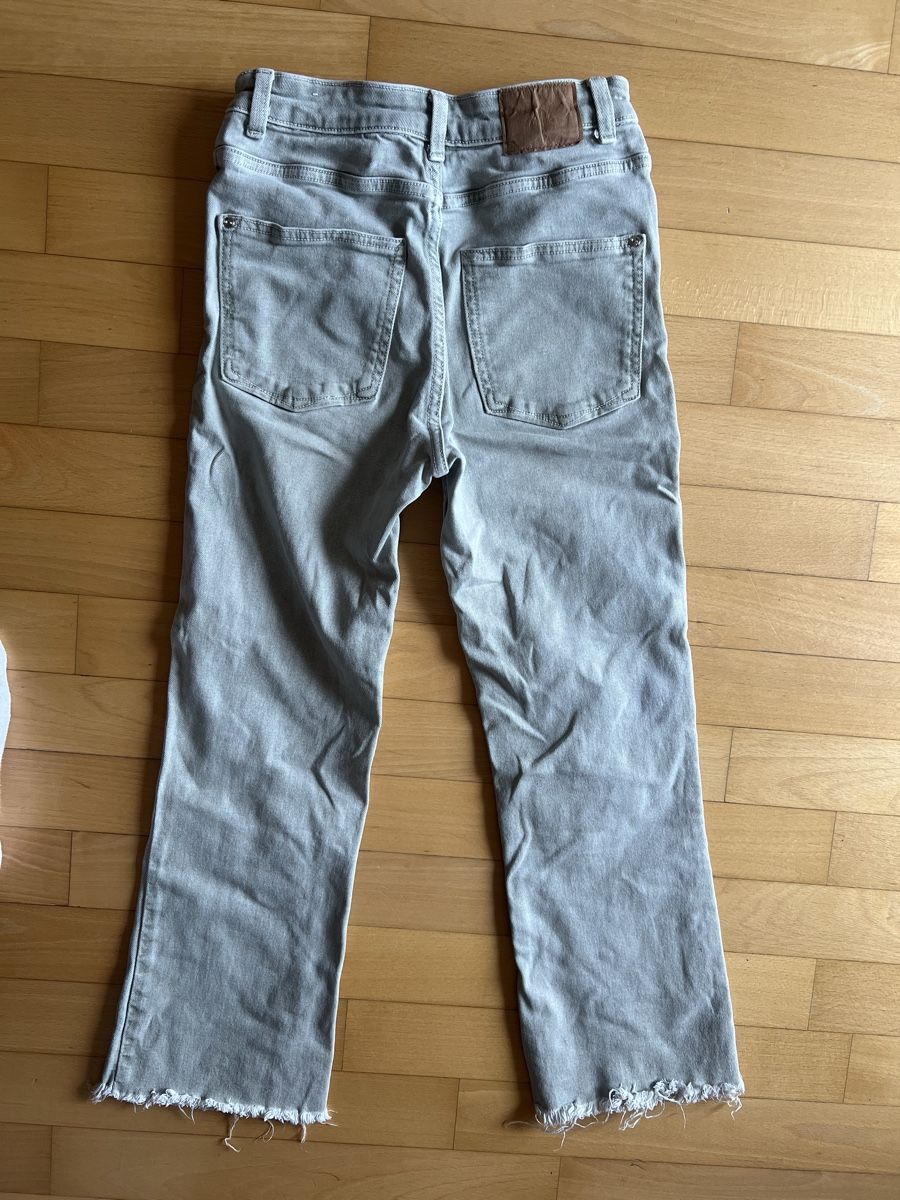 Zara Jeans: Zara Jeans Size 4, Light Green – Gebraucht aus Altstätten SG von Melval22 2