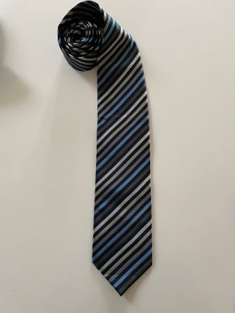6 Stück Krawatten für 1. Preis, *Neuwertig*