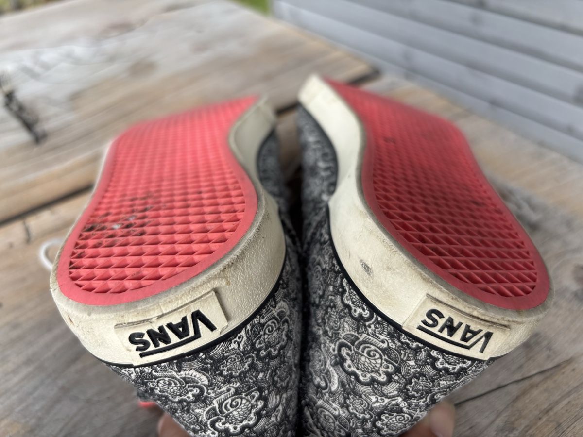 Vans Damenschuhe: Vans Damenschuhe  – Gebraucht aus Würenlos von Ashley24 4