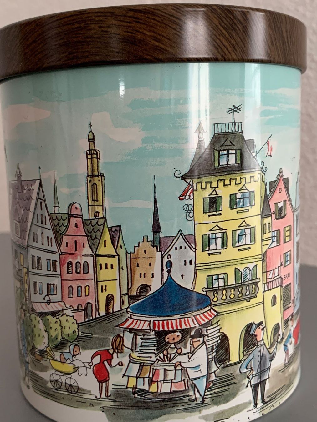 Contenitori & Simili: Vintage Blechdose Keksdose Stadtmotiv Retro – Usato da Ibach venduto da lisch3 2