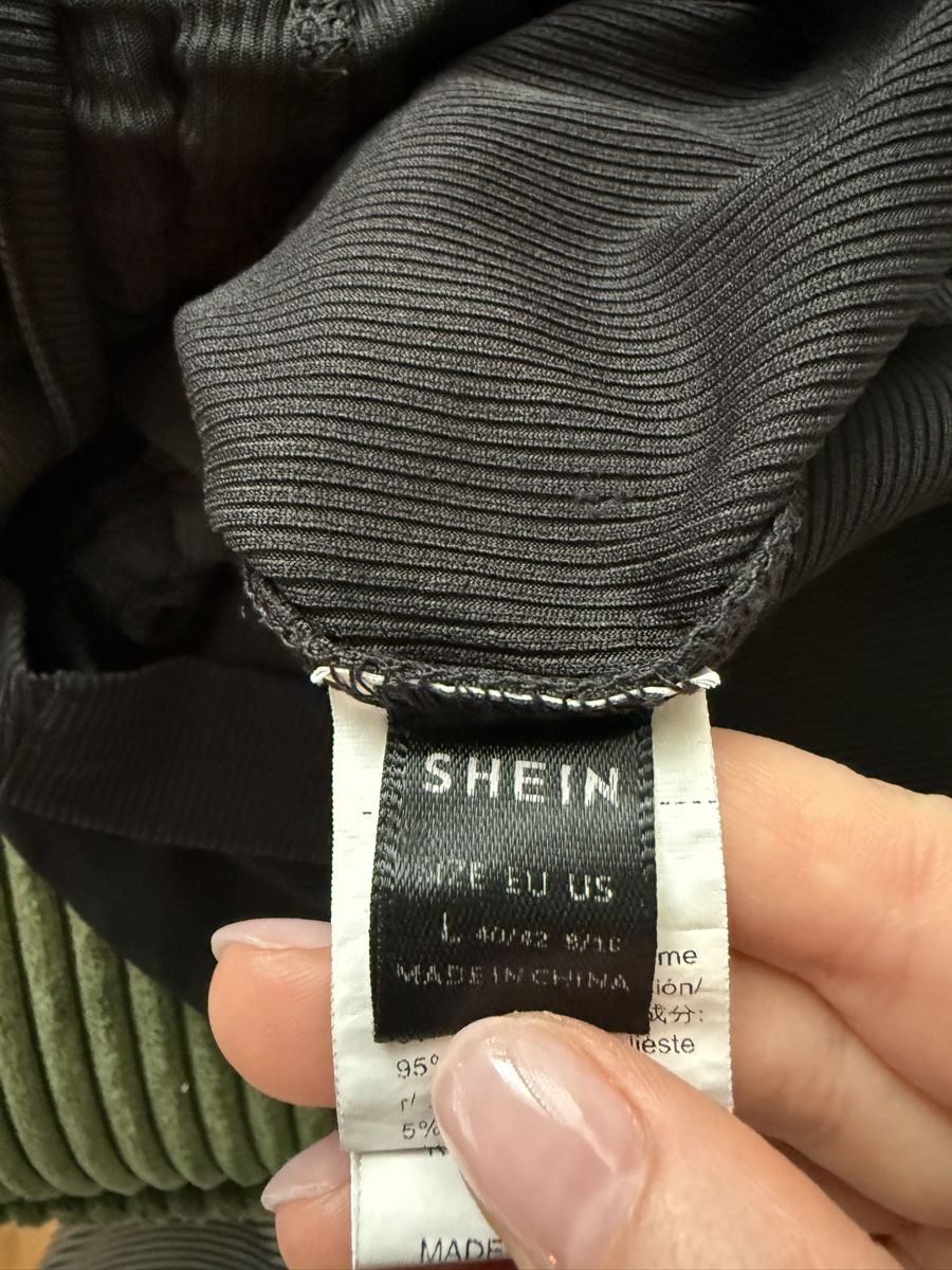 Shein T-Shirts: t-shirt (L) – Gebraucht aus Freidorf TG von driftingforthrifting 2