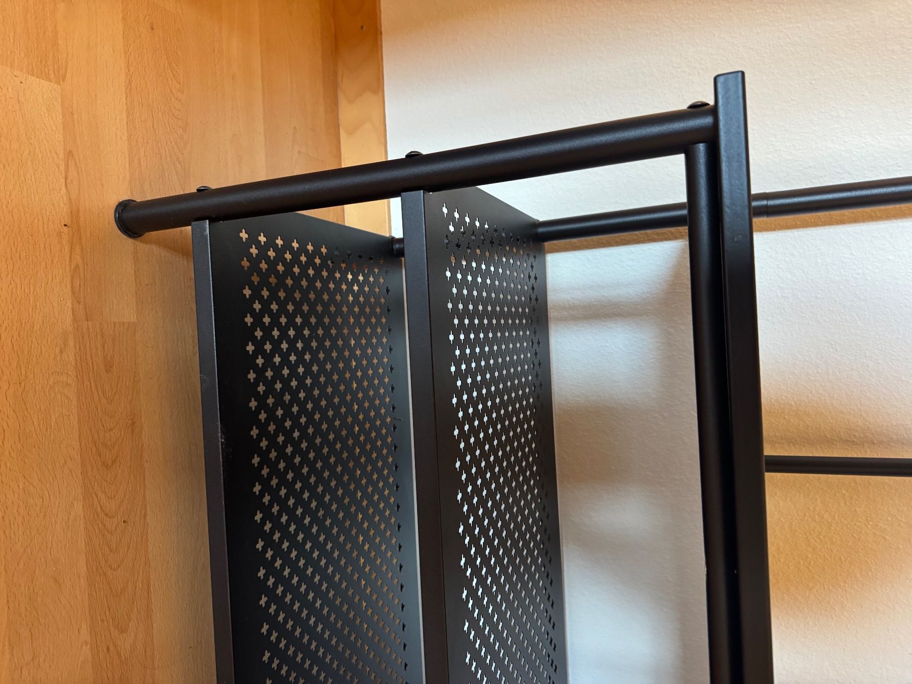 Altri accessori: Ikea, Coat rack and bench w shoe storage, black – Usato da Glattbrugg venduto da Zielinska 2