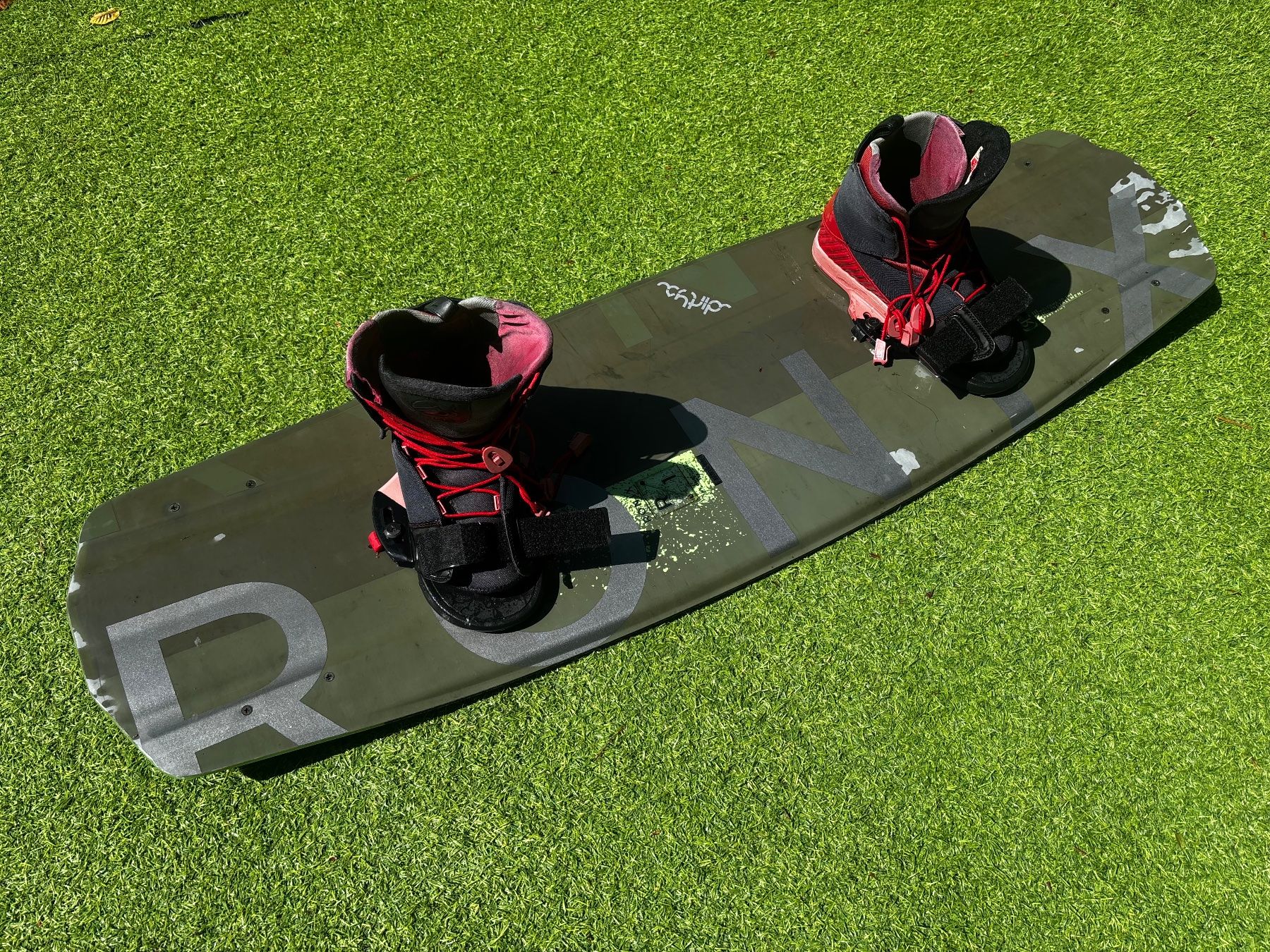 Ronix Surfboards & Schwimmbrette: Wakeboard Ronix Timebomb 138cm – Gebraucht aus Luzern von sam.l.