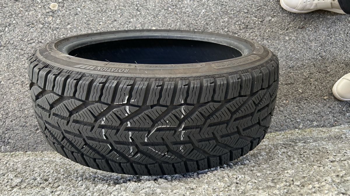 Mini Pneumatici & Ruote complete: Gomme invernali Mini Cooper S – Usato da Riva San Vitale venduto da mdu_q68b