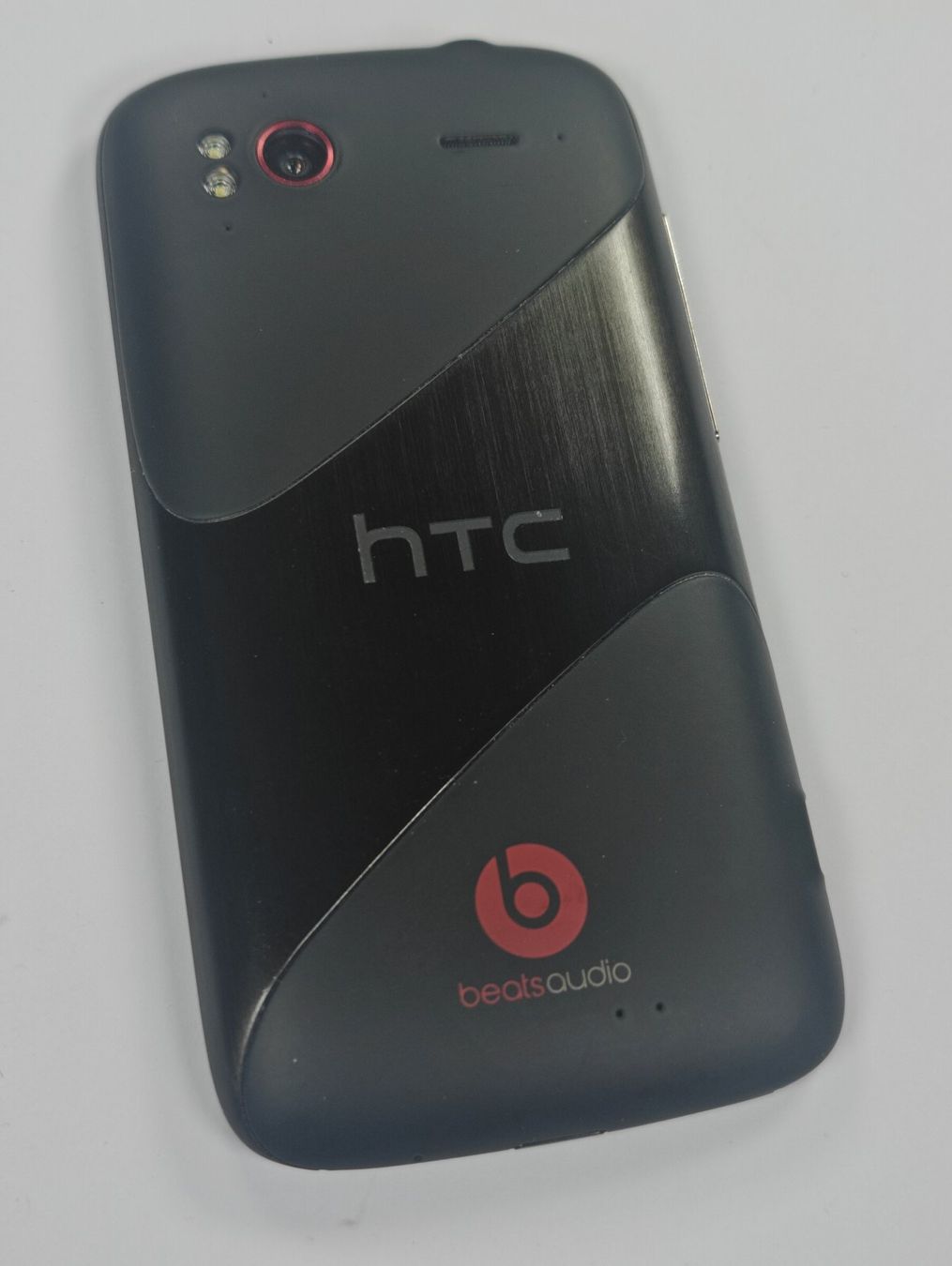 HTC Handys / Smartphones: HTC beats audio – Gebraucht aus Bern von WE_ARE