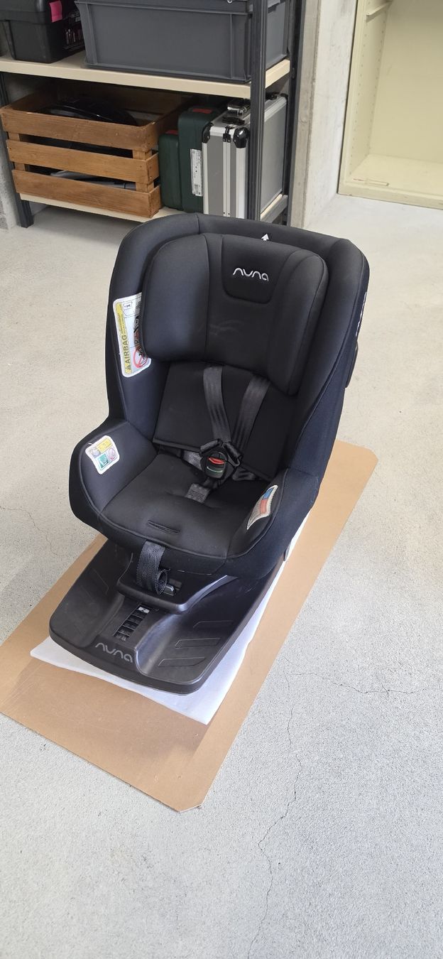 Nuna Sièges auto: Siège auto Nuna Prym  – D'occasion à Bulle par Orpha17 1