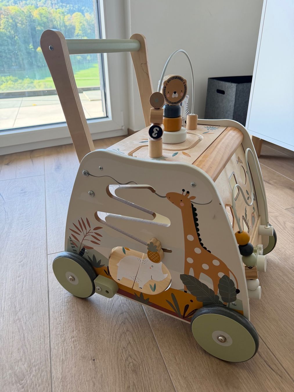 Veicoli per bambini: Activity-Lauflernwagen – Usato da Zullwil venduto da Oli-K 2