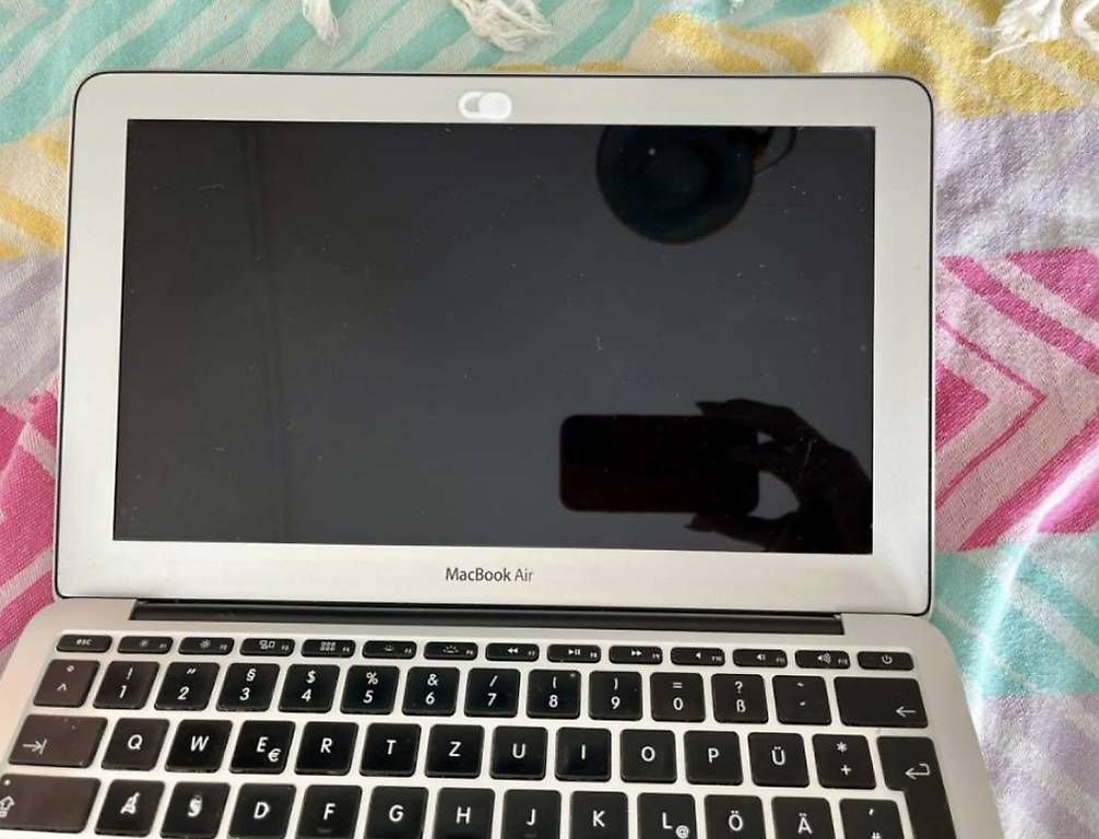 Notebook: Mac Book Air 11' (update 2017 siehe Rechnung) – Usato da Bern venduto da sin_k9vr 3