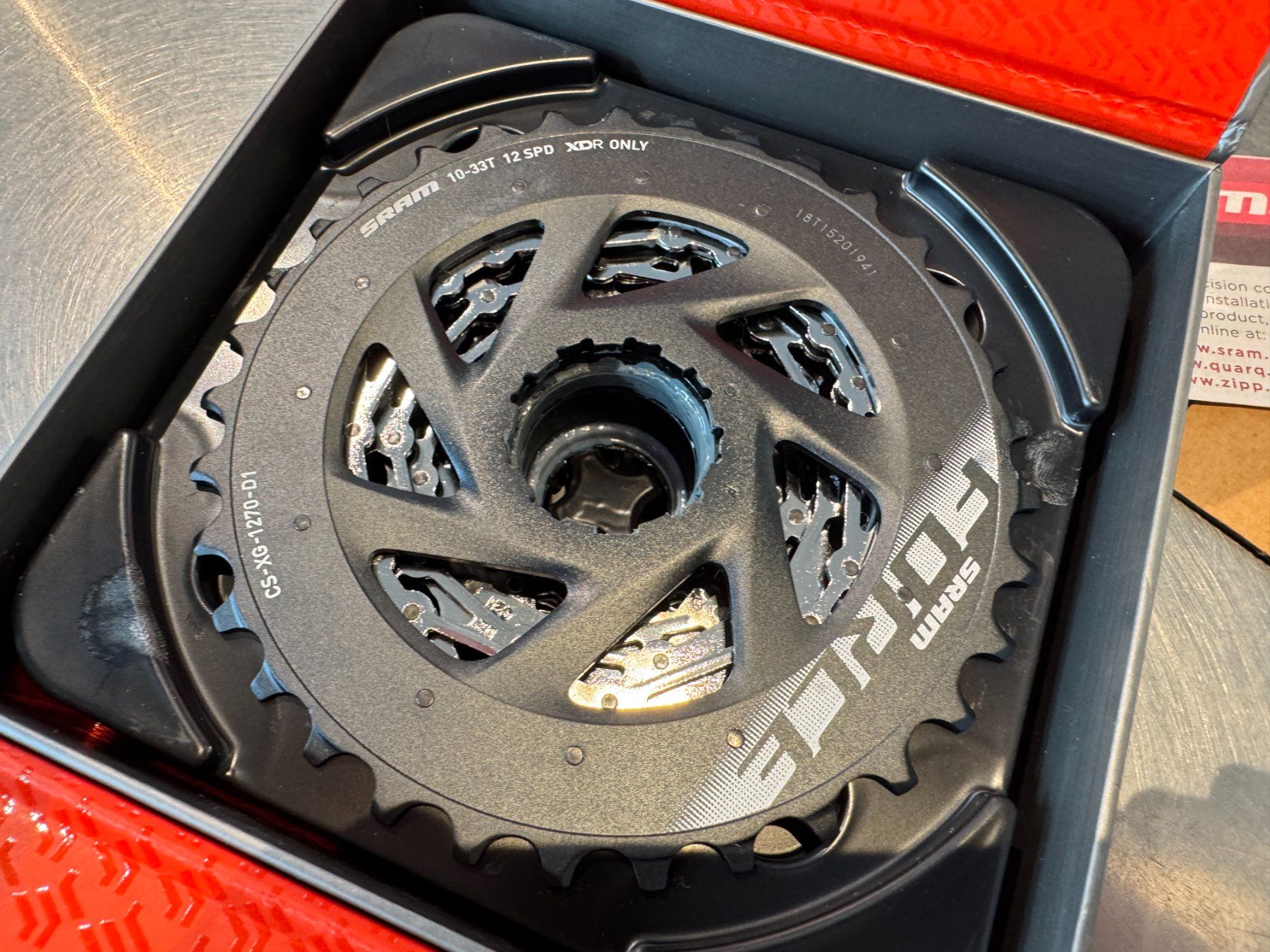 Sram Pezzi di ricambio: SRAM Cassette XG-1270 Force AXS 12SP – Nuovo e nell'imballaggio originale da Zürich venduto da Velofabrik01 1