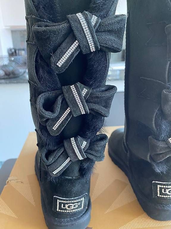 Scarpe da donna: UGG W Amelie Swarovski, Nr.36 – Usato da Minusio venduto da may_5qgr 2